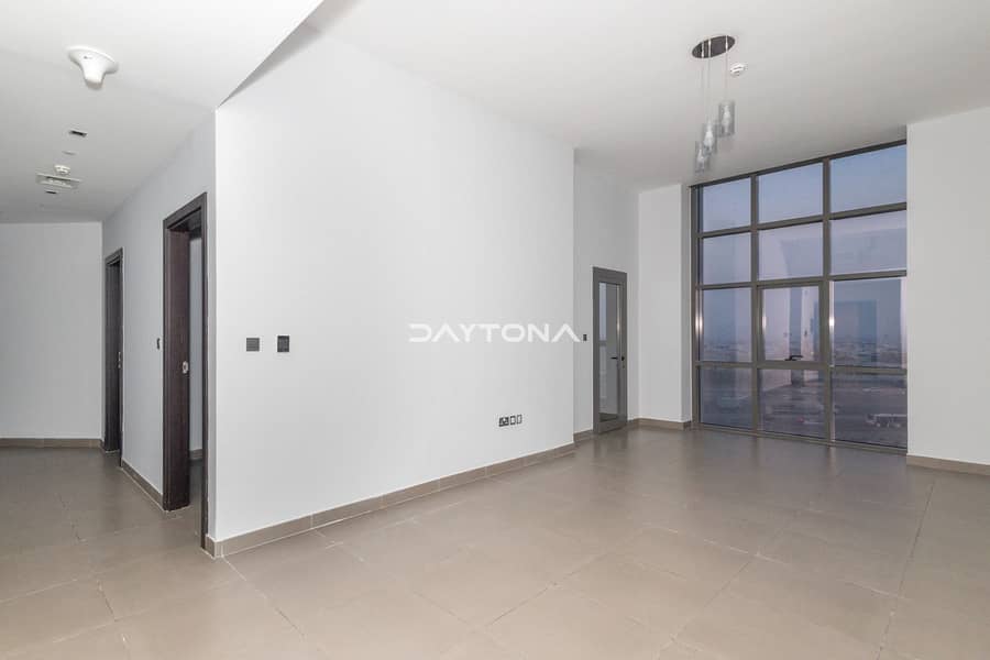 位于迪拜硅绿洲，扎鲁尼大楼 3 卧室的公寓 120000 AED - 7993192