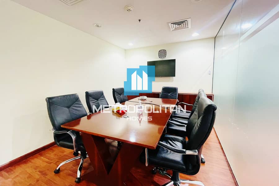 Fitted Office Space w/ Partition | DMCC License Fitted Office Space w/ Partition | DMCC License