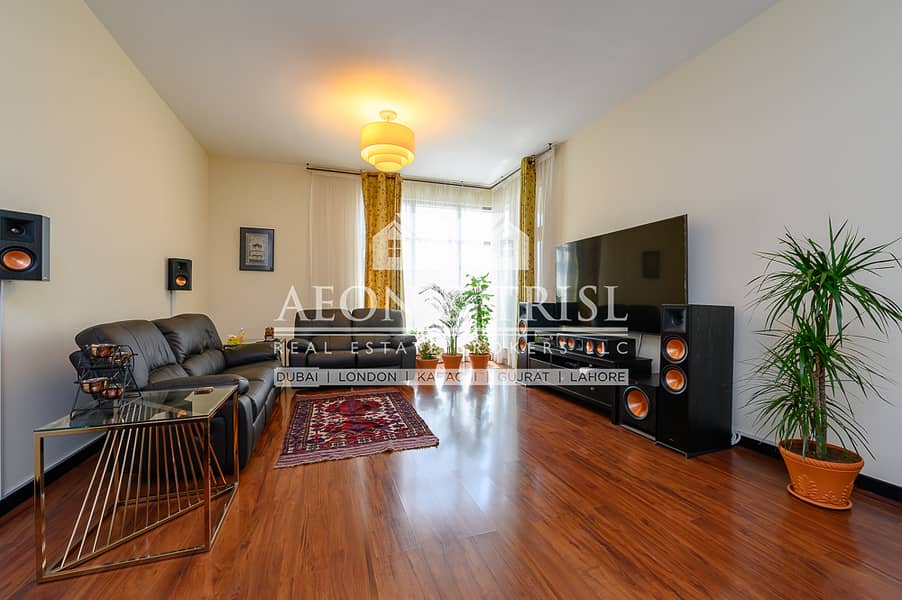 Lake Facing | Vastu | Chiller Free | W/Appliances Lake Facing | Vastu | Chiller Free | W/Appliances