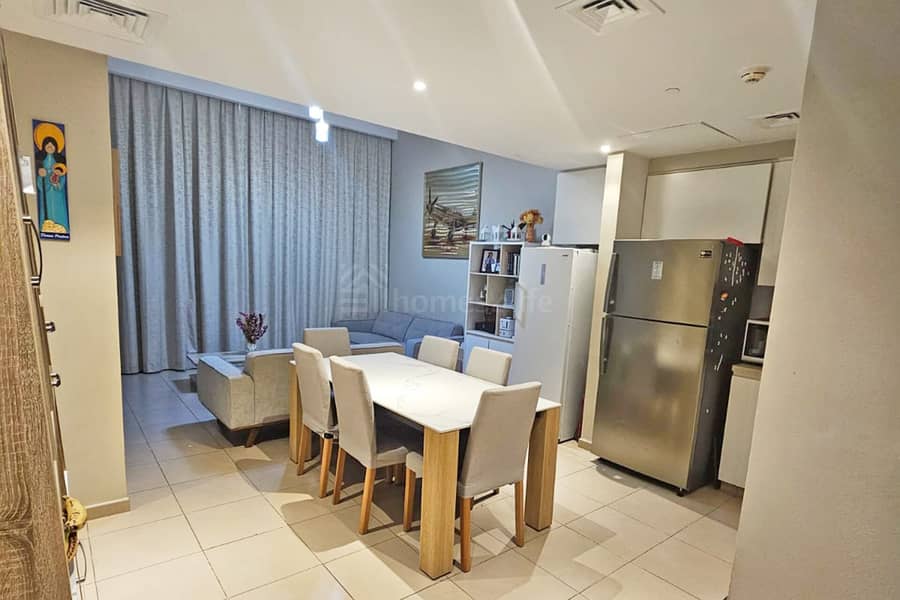 Podium Level | Central Park Facing | Huge Terrace Podium Level | Central Park Facing | Huge Terrace