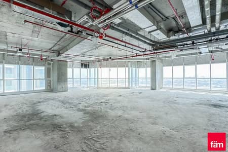 Office for Rent in Business Bay, Dubai - Full Floor | Mid Floor | 24 Parking