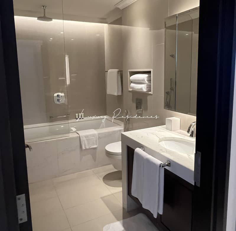 7 guest bedroom bathroom v2. jpg