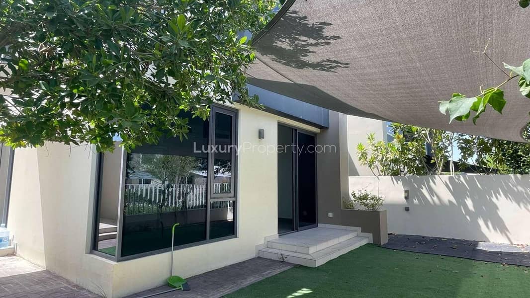 End Unit | Green Belt | Ready To Move In End Unit | Green Belt | Ready To Move In