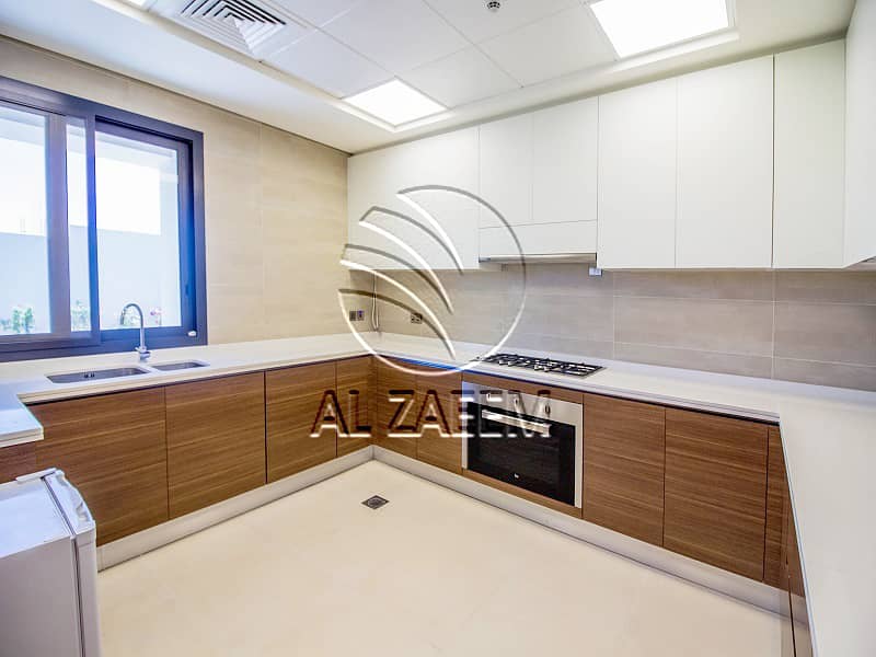 10 4 Bedroom West Yas T2B (8). jpg