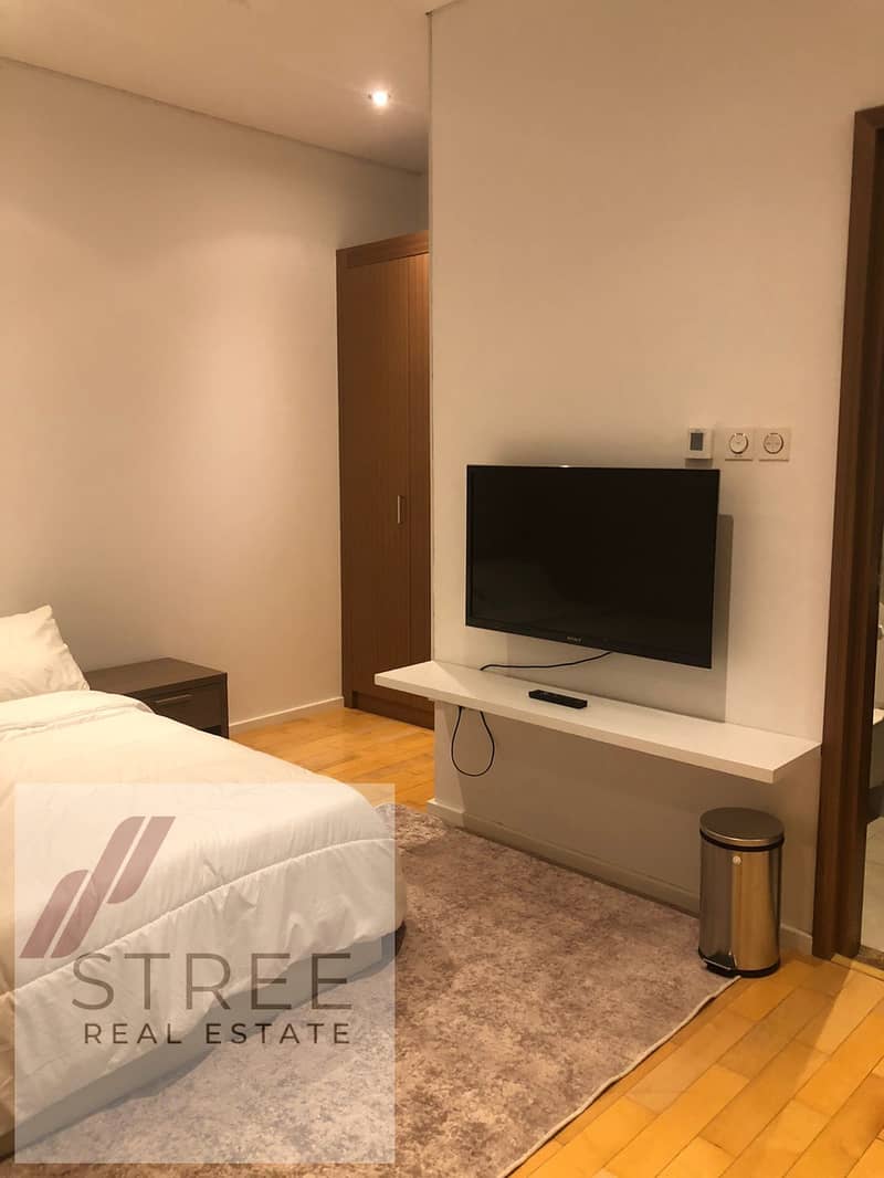 4 room