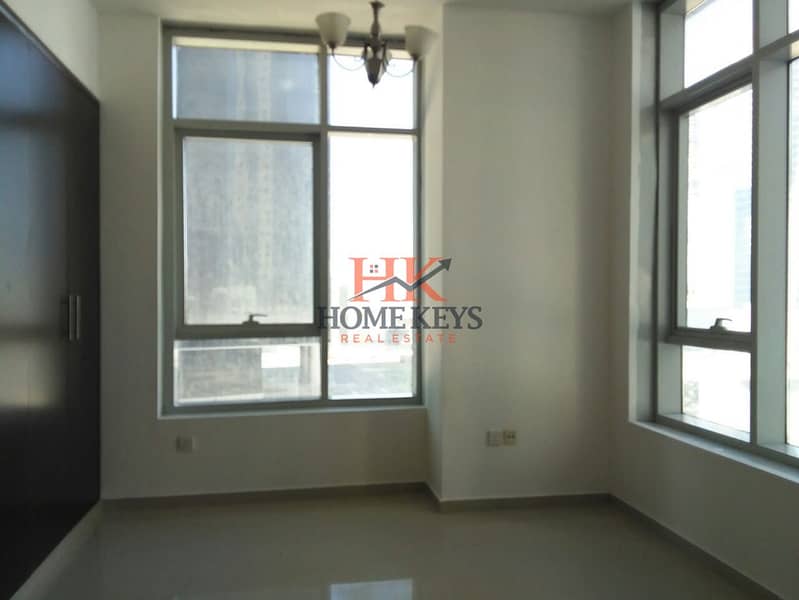 8 ontario tower 2bhk (17). jpeg