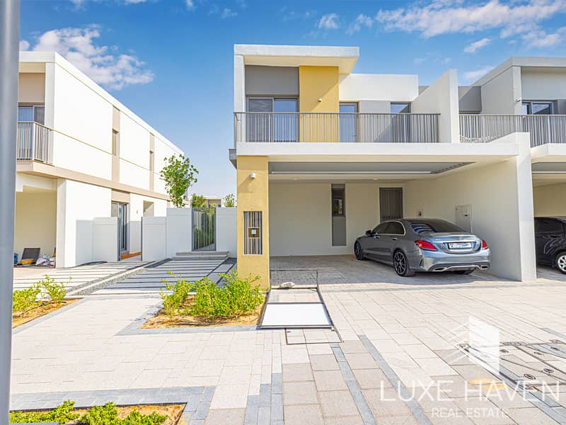 Close to Pool | Brand New | Single Row Close to Pool | Brand New | Single Row