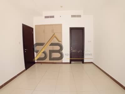 Spacious 1BHK Apartment huge hall with balcony Sami open kitchen