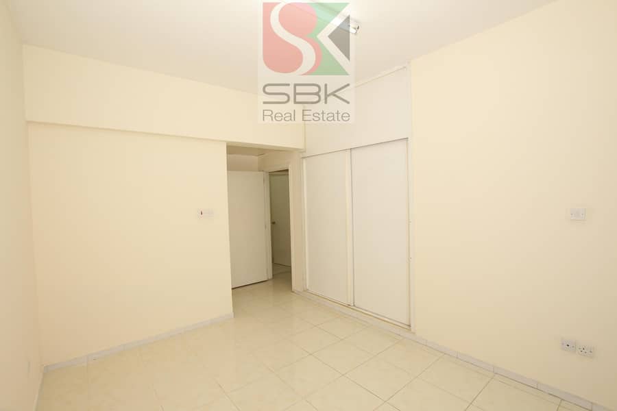 8 2BHK   FAMILY APARTMENT 38K  WITH PARKING