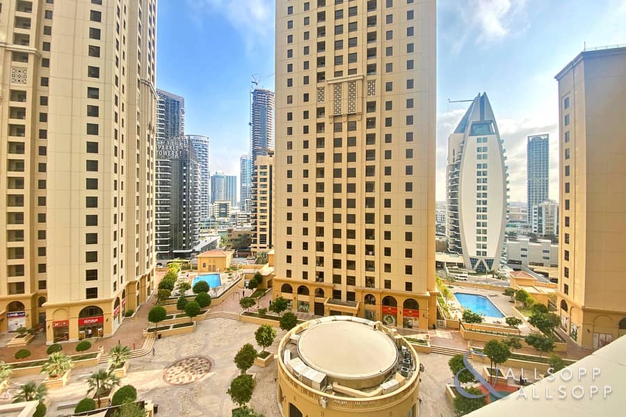 Stunning 2 Bed Huge Terrace Upgraded Stunning 2 Bed Huge Terrace Upgraded