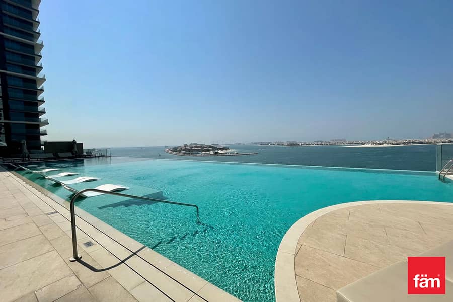 Private Beach Access | Corner Unit | Vacant Private Beach Access | Corner Unit | Vacant