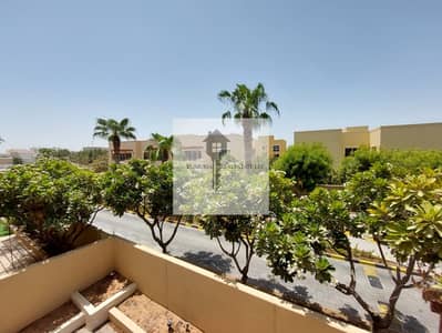 4 Bedroom Villa for Sale in Al Raha Gardens, Abu Dhabi - Exclusive Offer! Prime Location - Spacious 4-Bedroom Villa for Sale at 2.5 M