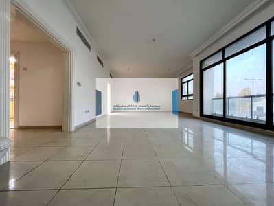 فلیٹ 4 غرف نوم للايجار في المناصير، أبوظبي - شقة في المناصير 4 غرف 120000 درهم - 8007727