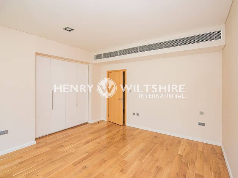 10 4BR TH - Photo 29. jpg