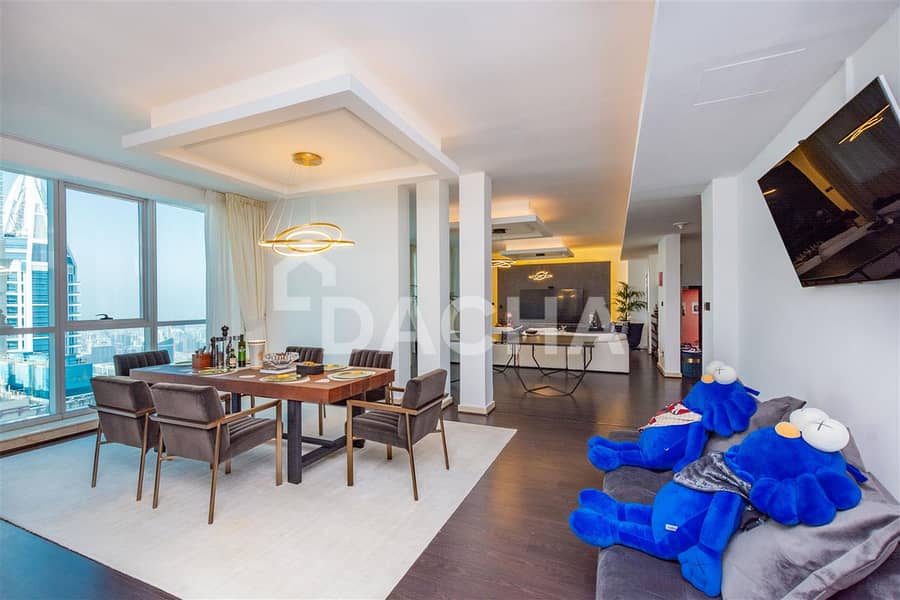 Mega PENTHOUSE: UPGRADED Smart Home! View Today Mega PENTHOUSE: UPGRADED Smart Home! View Today