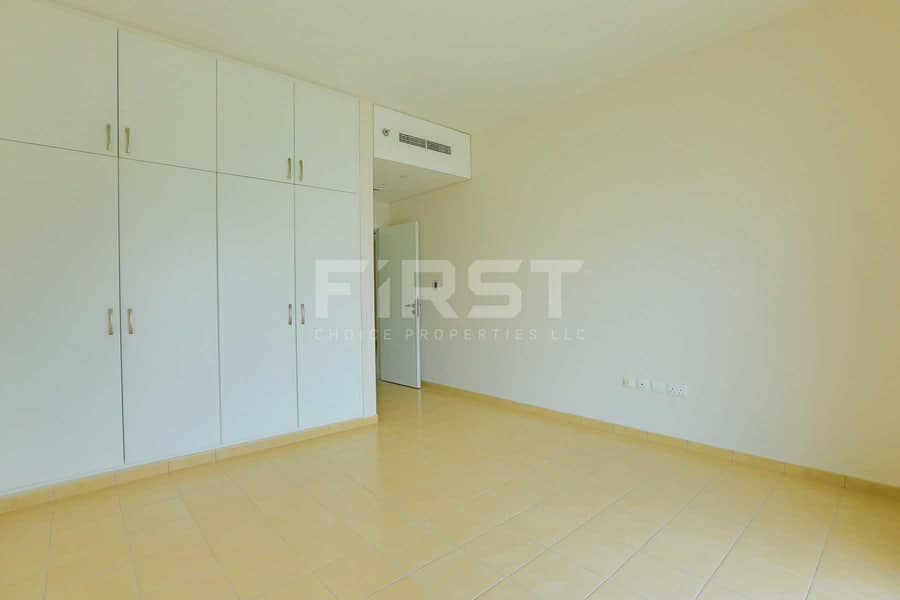 2 Internal Photo of 1 Bedroom Apartment in Amaya Towers Shams Abu Dhabi Al Reem Island Abu Dhabi UAE (21). jpg