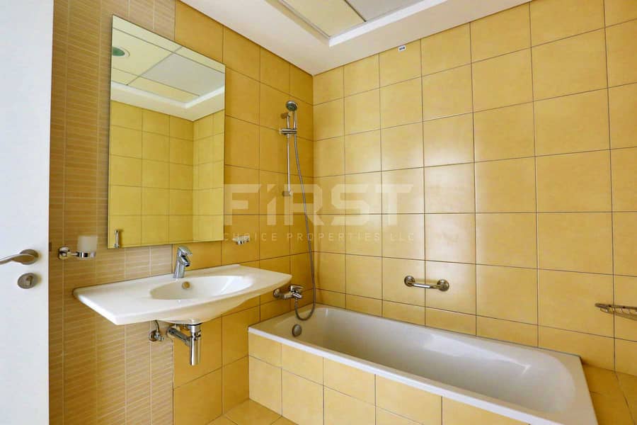 20 Internal Photo of 1 Bedroom Apartment in Amaya Towers Shams Abu Dhabi Al Reem Island Abu Dhabi UAE (15). jpg