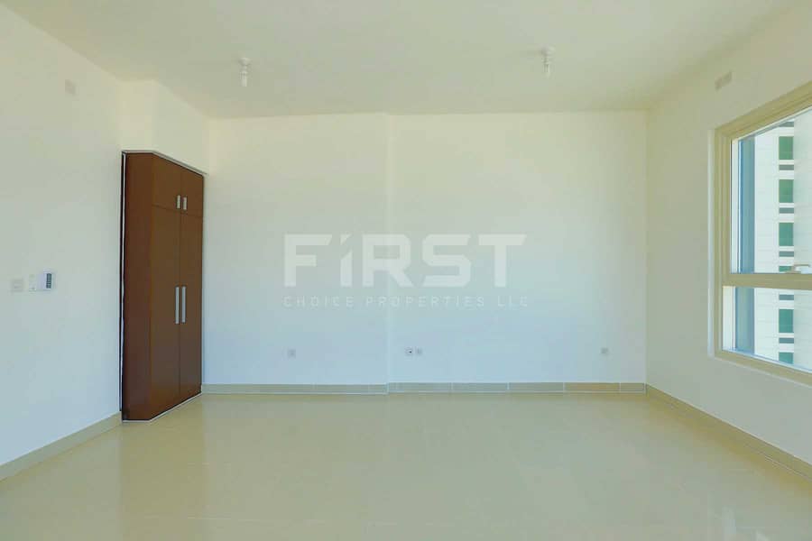 5 Internal Photo of Studio Apartment in Al Maha Tower Marina Square Al Reem Island Abu Dhabi UAE (11). jpg