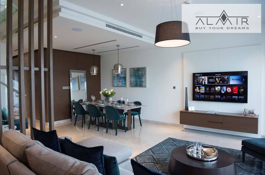 LUXURIOS TOWN HOUSE IN THE HEART OF DUBAI | CORNER UNIT AVAILABLE