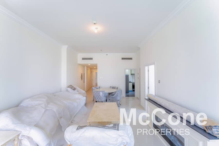 Luxury Furnishing | Full Park view | Spacious Luxury Furnishing | Full Park view | Spacious