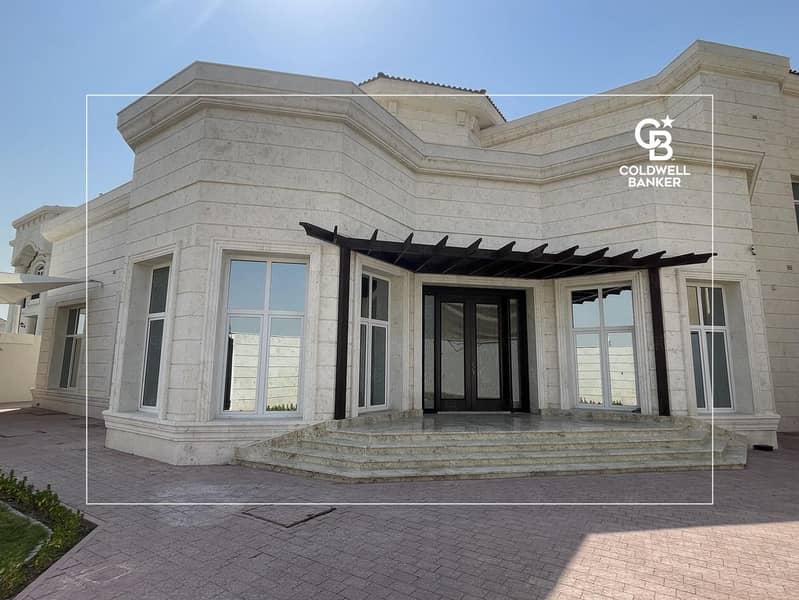 Fully Refurbished 6 Bedroom with Swimming Pool Fully Refurbished 6 Bedroom with Swimming Pool