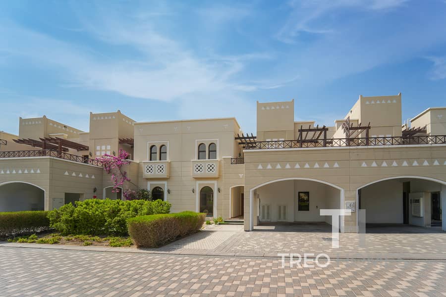 Upgraded unit|Spacious and modern|Vacant Upgraded unit|Spacious and modern|Vacant