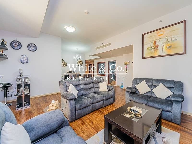 Vacant on Transfer |Renovated| 3-bedroom Vacant on Transfer |Renovated| 3-bedroom