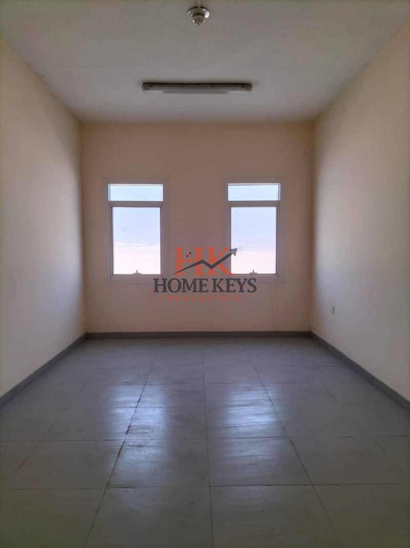 3 Best Offer Camp Rooms for Rent in Jebel Ali-1. jpeg