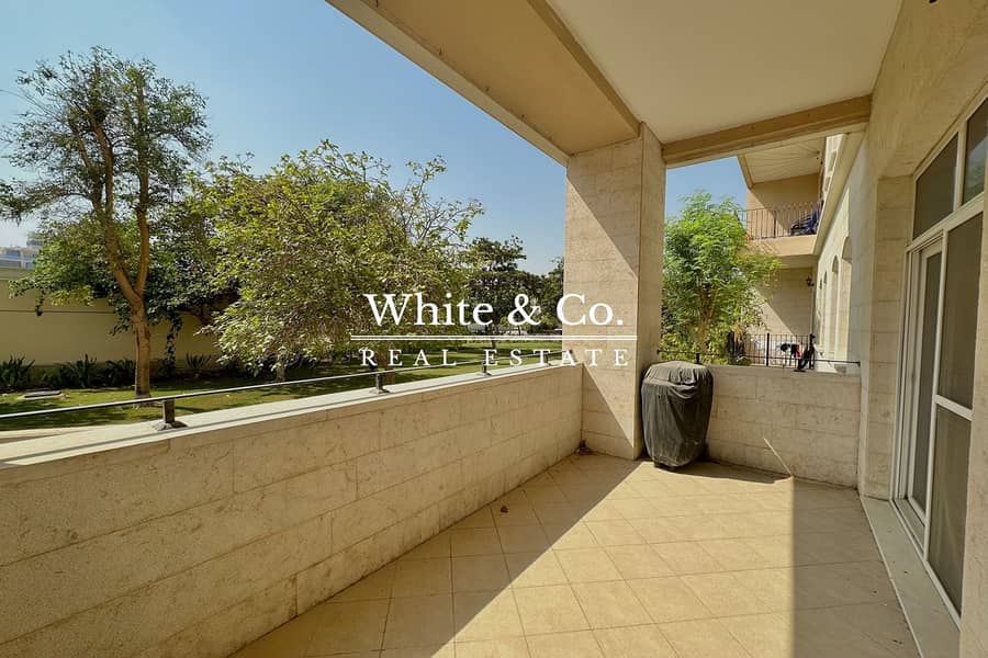 Exclusive | Corner Unit | Notice Served Exclusive | Corner Unit | Notice Served