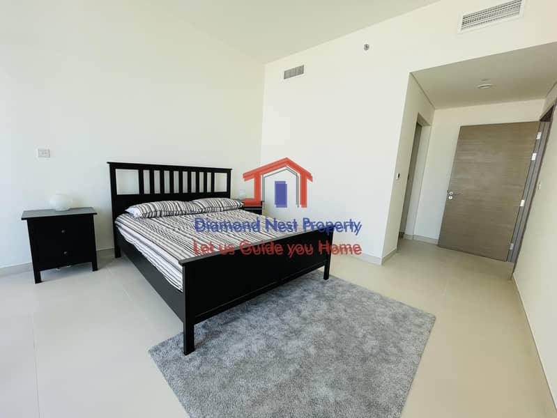 8 Now Leasing ! Brand New One Bedroom APT near Khalifa Park