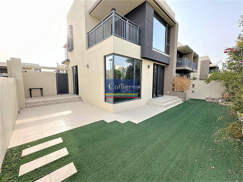 Vacant | Quality Unit | Modern | Close to Pool Vacant | Quality Unit | Modern | Close to Pool
