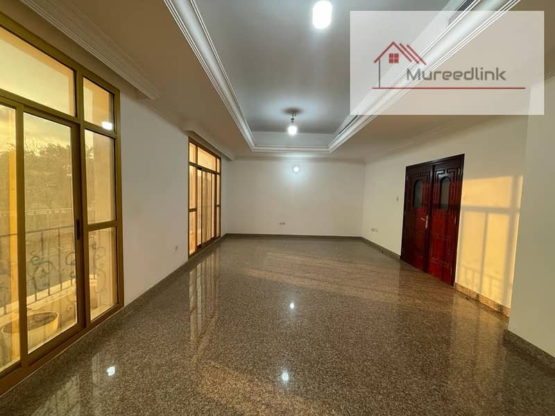 4bhk with Maids room 6 washroom luxerious and spacious