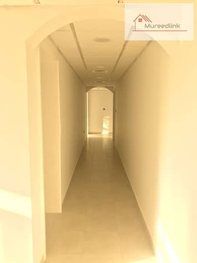 5 Bedroom Flat for Rent in Al Mushrif, Abu Dhabi - Near Mushrif School|2 Halls| Maid Room| Private Entrance