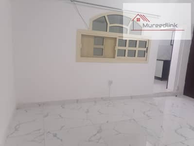 Studio for Rent in Al Zahraa, Abu Dhabi - Studio available in Murror nearby Indian school