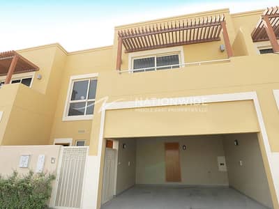 3 Bedroom Townhouse for Sale in Al Raha Gardens, Abu Dhabi - Spacious 3-Bedroom Townhouse | Remarkable Value