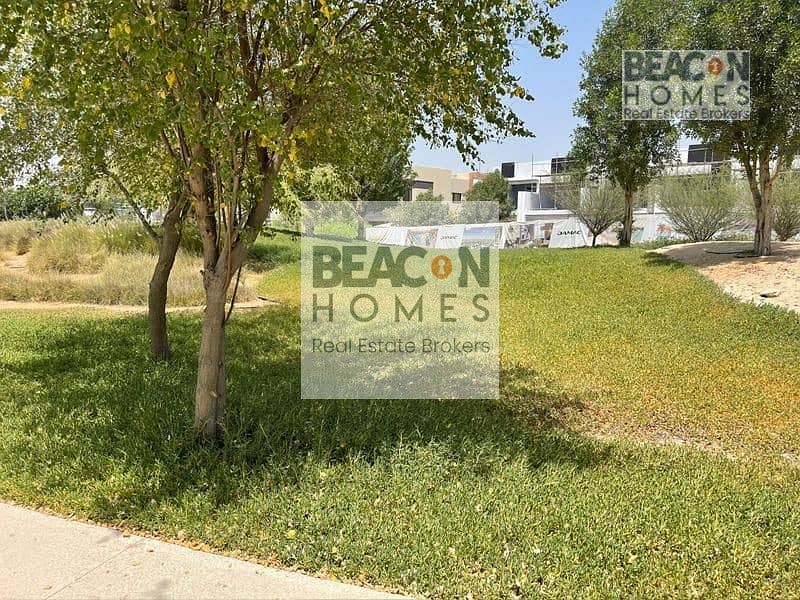 Single Row | Park View | Substantial Plot Size Single Row | Park View | Substantial Plot Size