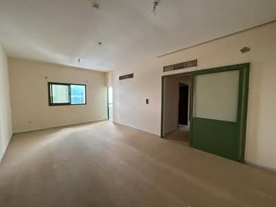 2 Cпальни Апартаменты в аренду в Аль Махатта, Шарджа - Квартира в Аль Махатта, 2 cпальни, 34000 AED - 7837567