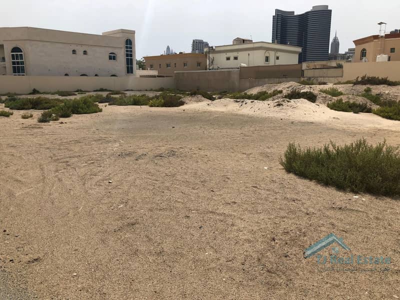 Nice location villa plot AL Barsha 3 behind Saudi German Hospital