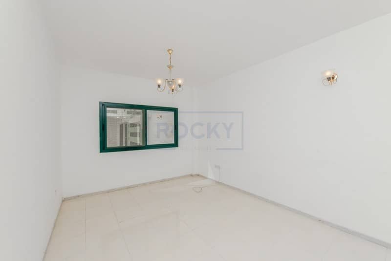 Spacious Office |Semi-Fitted| Central Split A/C| Deira Spacious Office |Semi-Fitted| Central Split A/C| Deira