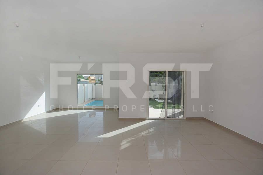 35 Internal Photo of 5 Bedroom Villa in Al Reef Villas 348.3 sq. m 3749 sq. ft (117). jpg