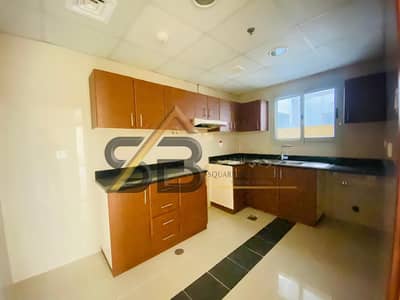 Spacious and lavish 1bhk  apartment with big balcony family building with Gym pool play area  parking
