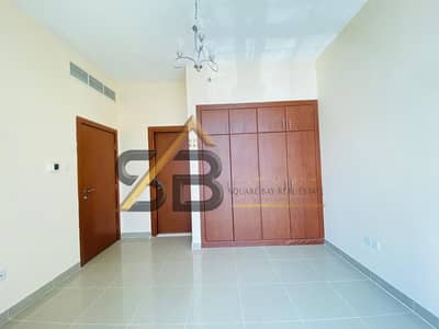 Lavish 2bhk  apartment with big balcony family building with Gym pool play area  parking