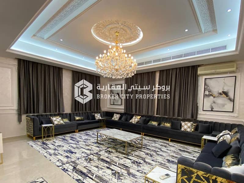 Two villas, corner ✅ Vacant ✅Maid Room Two villas, corner ✅ Vacant ✅Maid Room