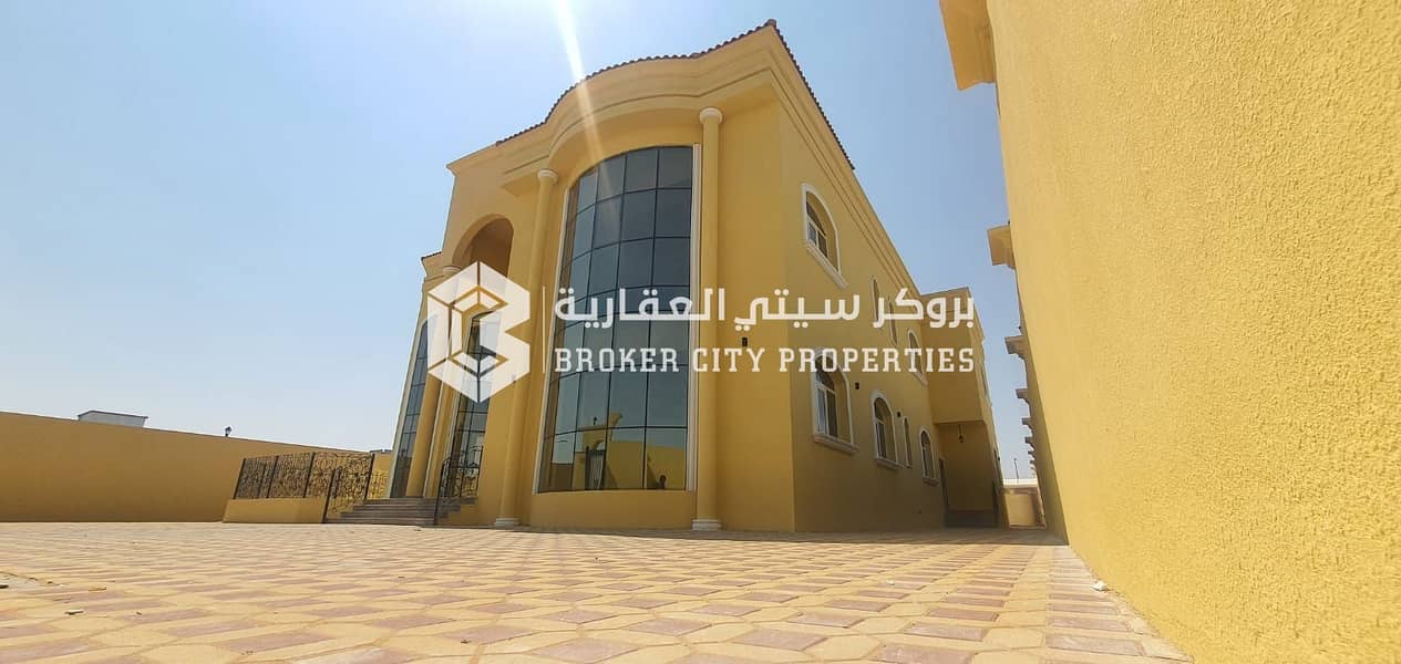 Вилла в Мадинат Аль Рияд, 6 спален, 180000 AED - 7828092