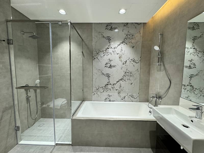 10 Bathroom Area