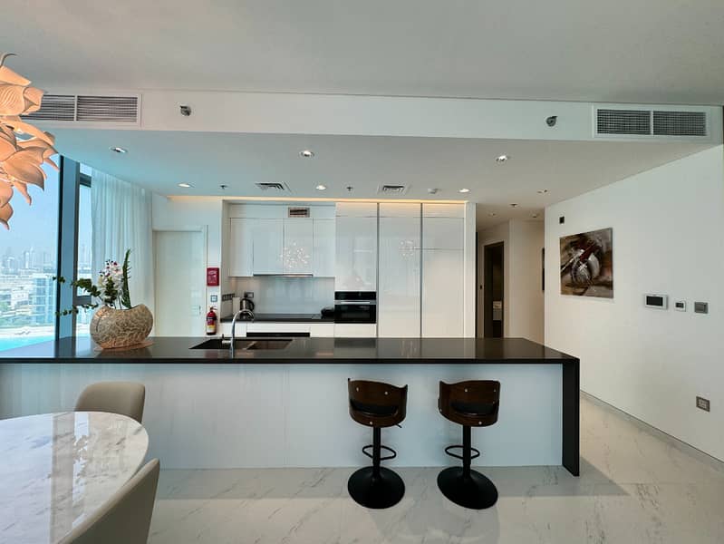 19 Kitchen Area