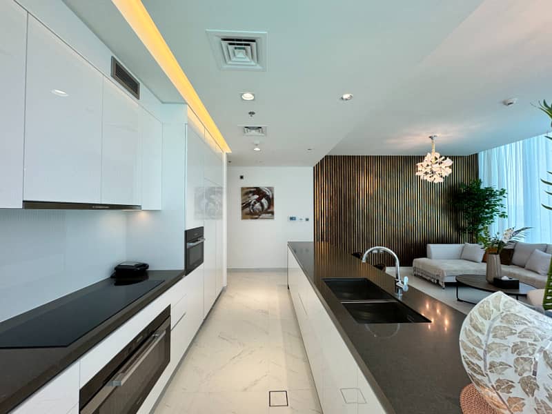 20 Kitchen Area