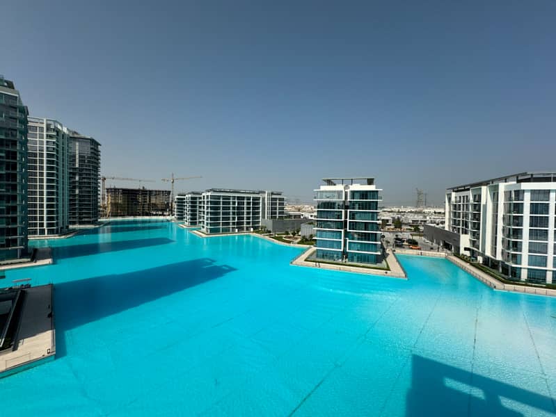 27 Outdoor Area
