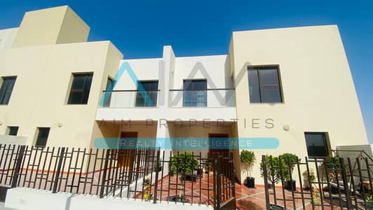 3 Bedroom Townhouse for Sale in International City, Dubai - DIRECT FROM OWNER | READY TO MOVE | 3 Bedroom Wd Study Townhome