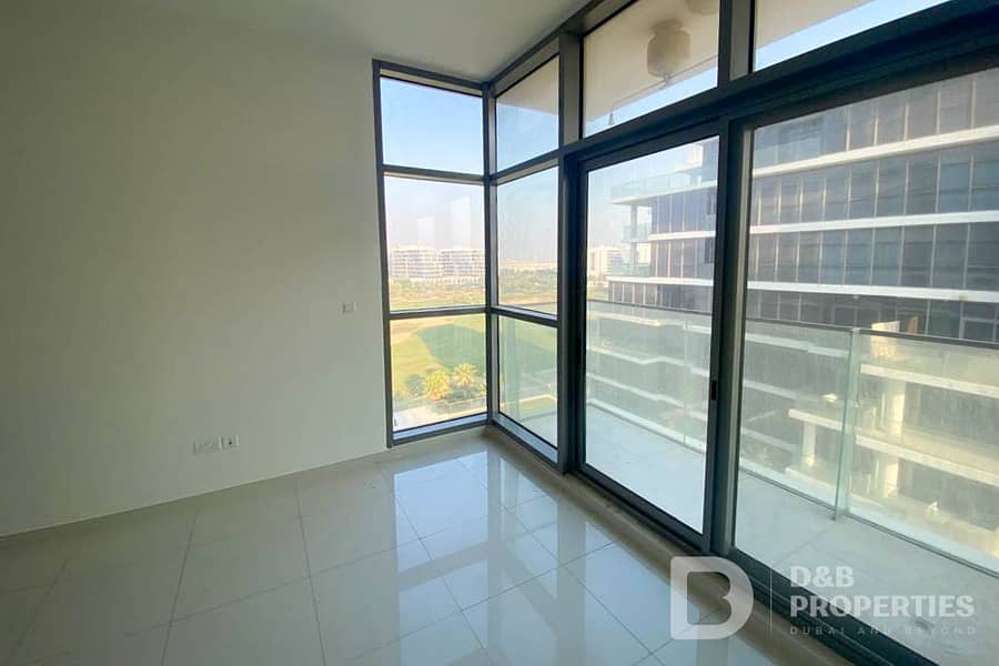 Luxury One Bedroom | Golf Course and Pool | Vacant Luxury One Bedroom | Golf Course and Pool | Vacant